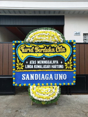 Papan Bunga Duka di Aimando Padaido